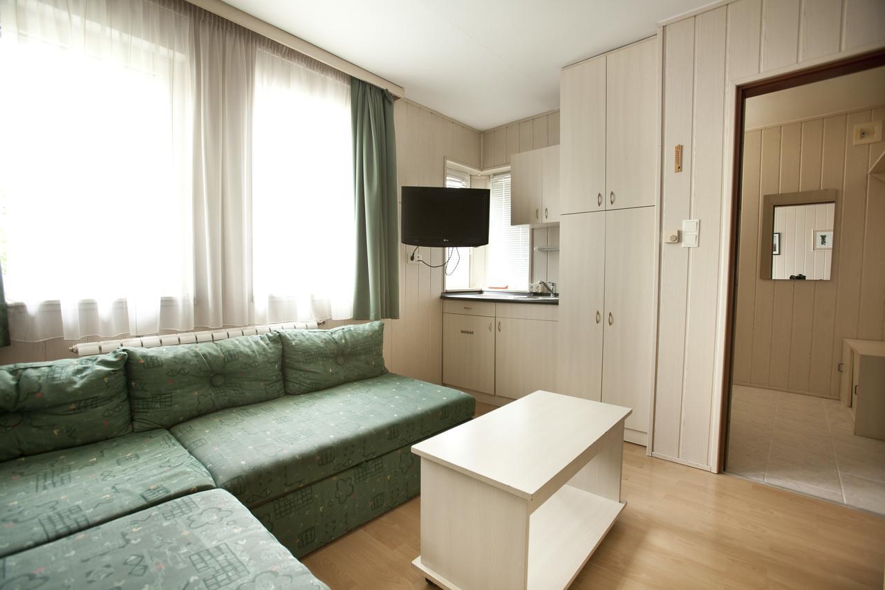 Hotel Makár Sport&Atrium Pécs Exterior foto